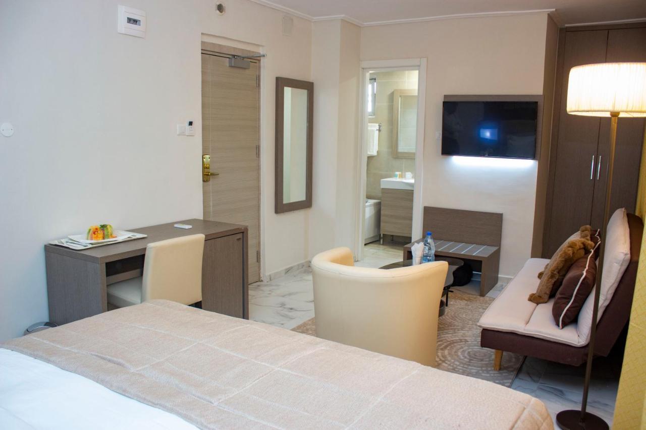Merina Hotel Yaounde Exterior photo